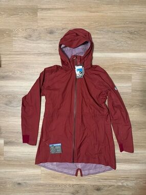 KUHL Jacket Womens Extra Large Red Full Zip Performance Rain Waterproof BNWT